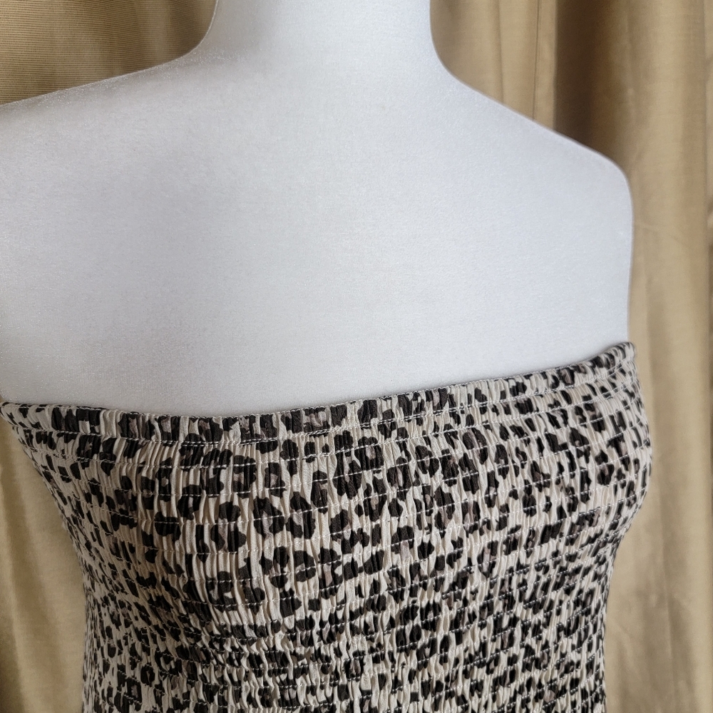 Leopard Print Ruffled Tube Top - Picture 2 of 9